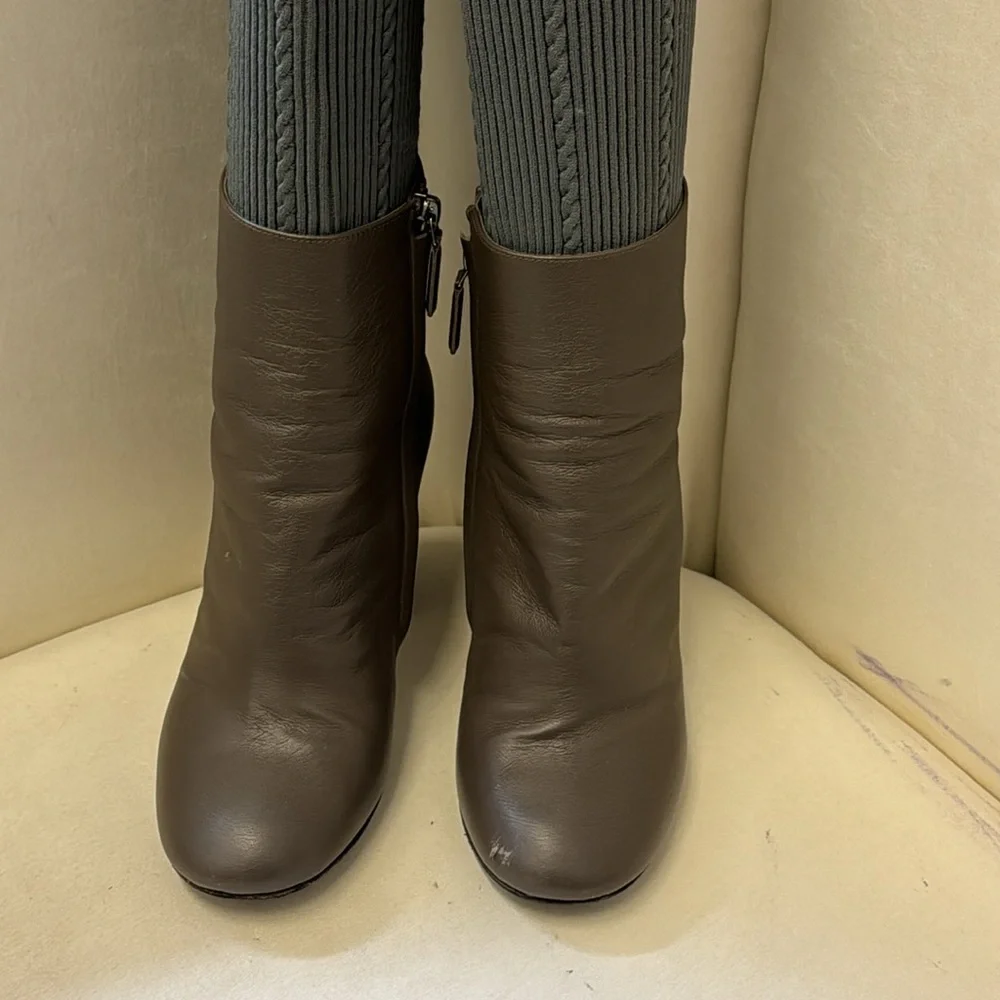 Chanel 2016 Interlocking CC Logo Sock Boots - Picture 5 of 7